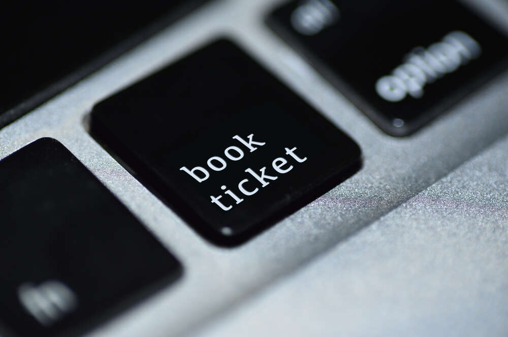 DGCA fixes domestic flight fare in seven bands; this is how much your flight ticket would cost DGCA fixes domestic flight fare in seven bands; this is how much your flight ticket would cost