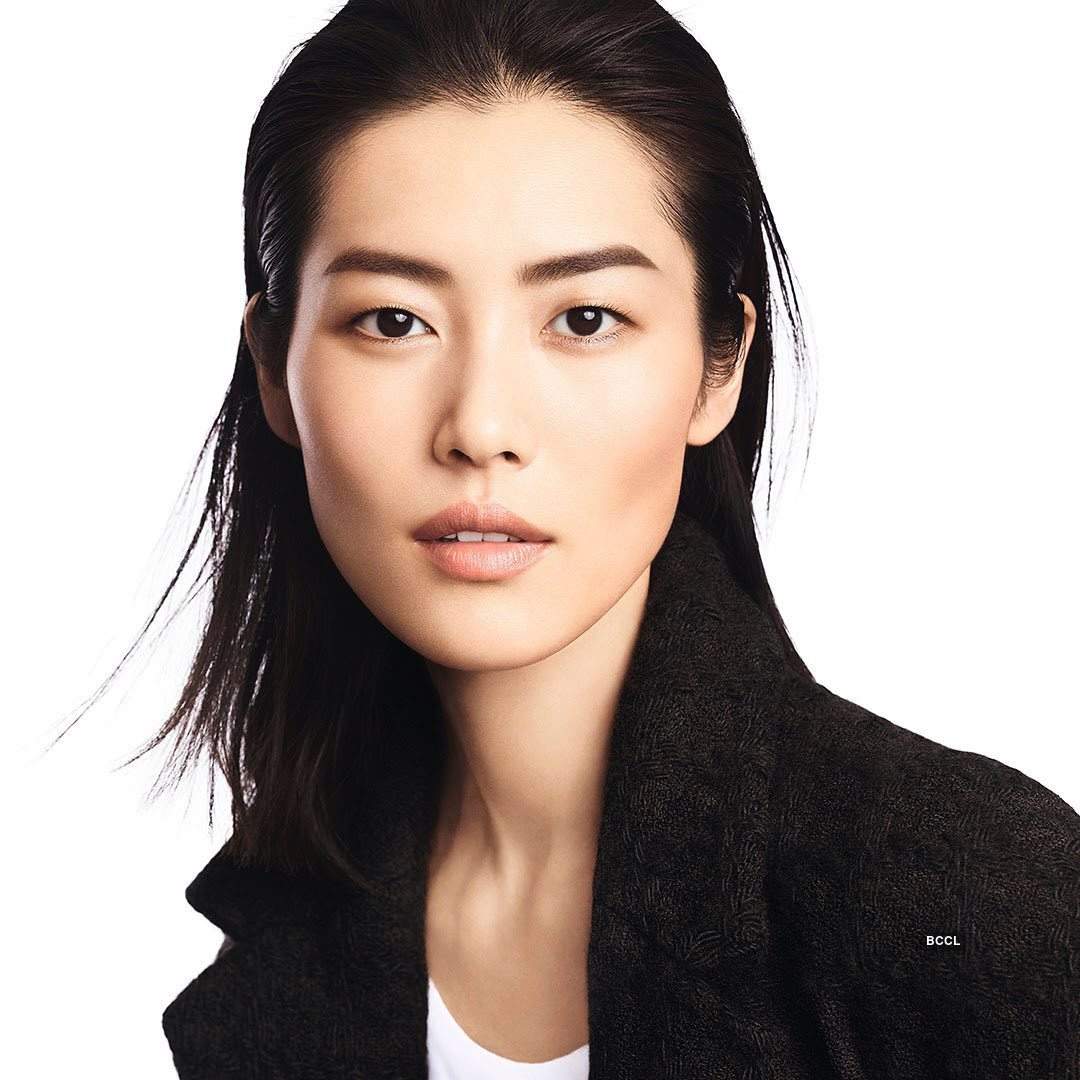 Fashion model Liu Wen and their looks