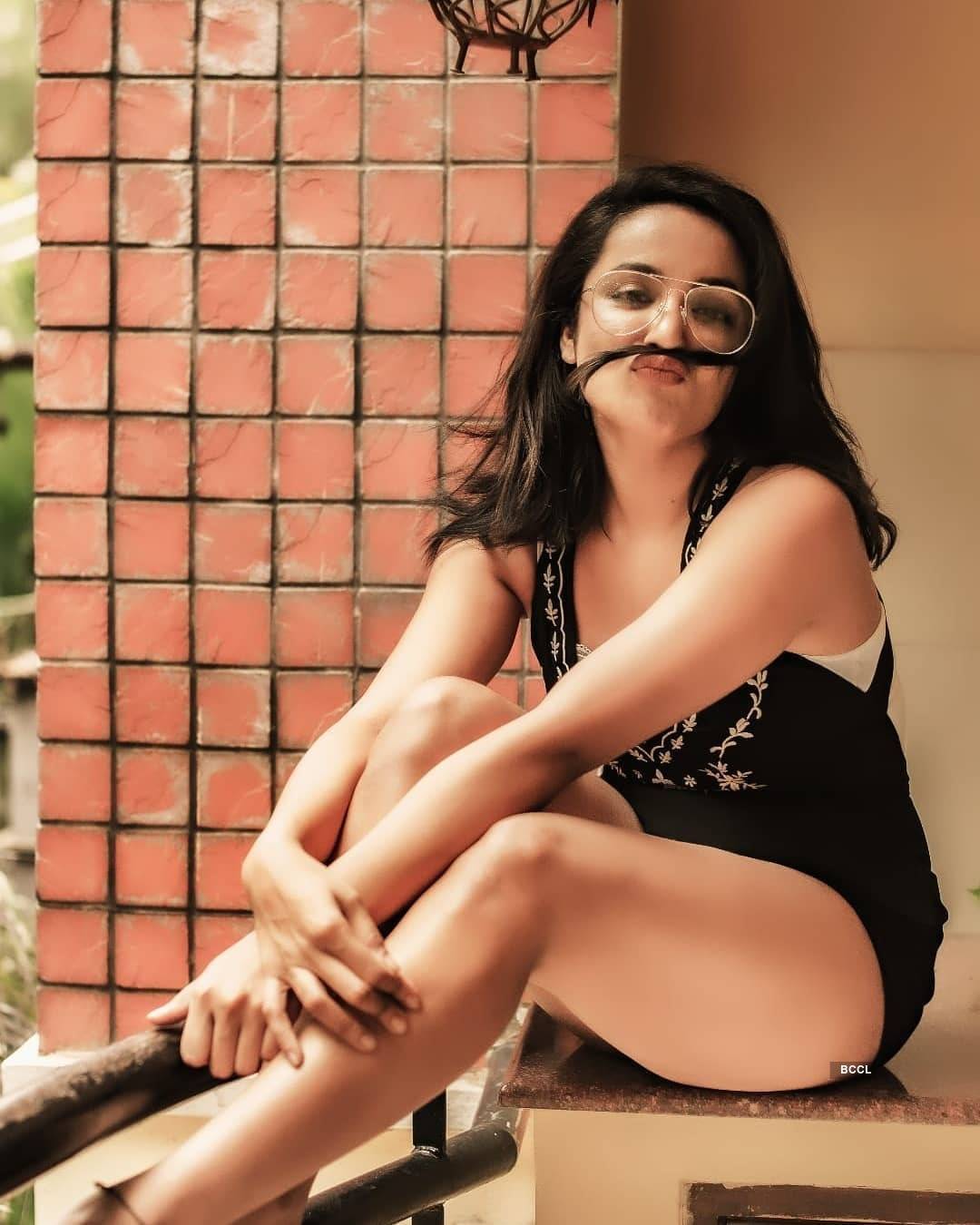 Tejaswi Madivada is creating new waves on the net with her photoshoots