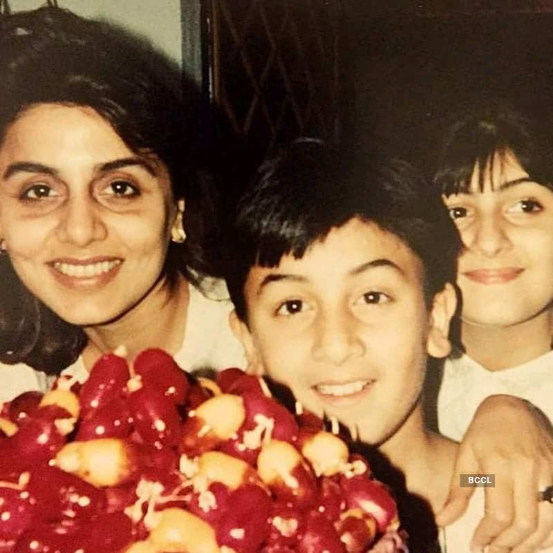 Bebo, Ranbir Kapoor & Alia Bhatt celebrate Riddhima Kapoor's birthday