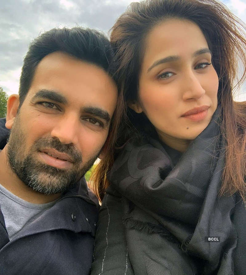 Romantic pictures of much-in-love couple Zaheer Khan and Sagarika Ghatge
