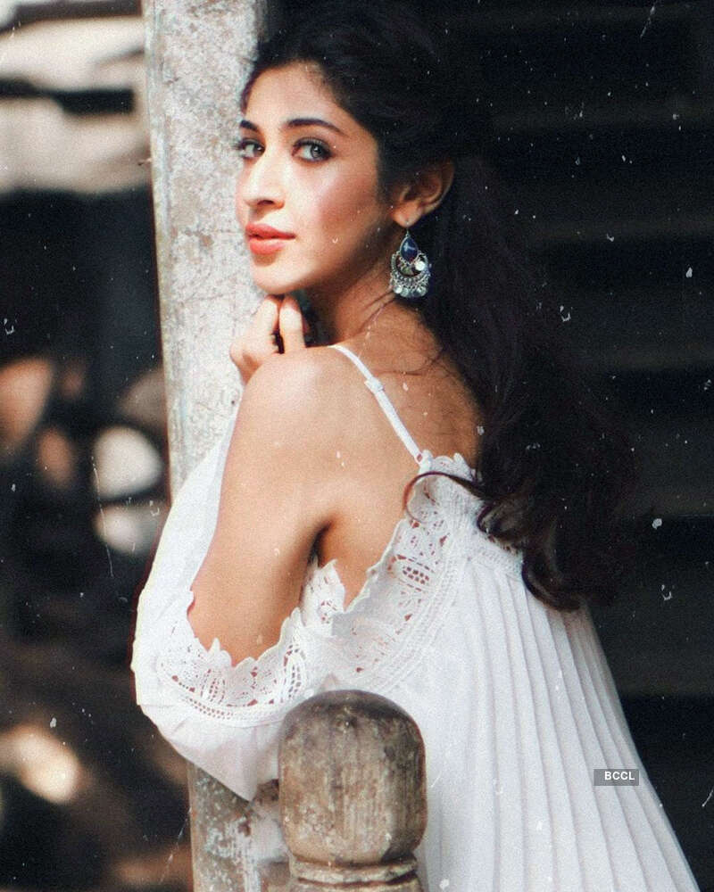 <BR> is turning heads with her bewitching pictures <BR> is turning heads with her bewitching pictures
