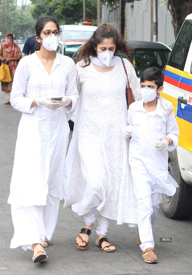 Wajid Khan funeral pictures