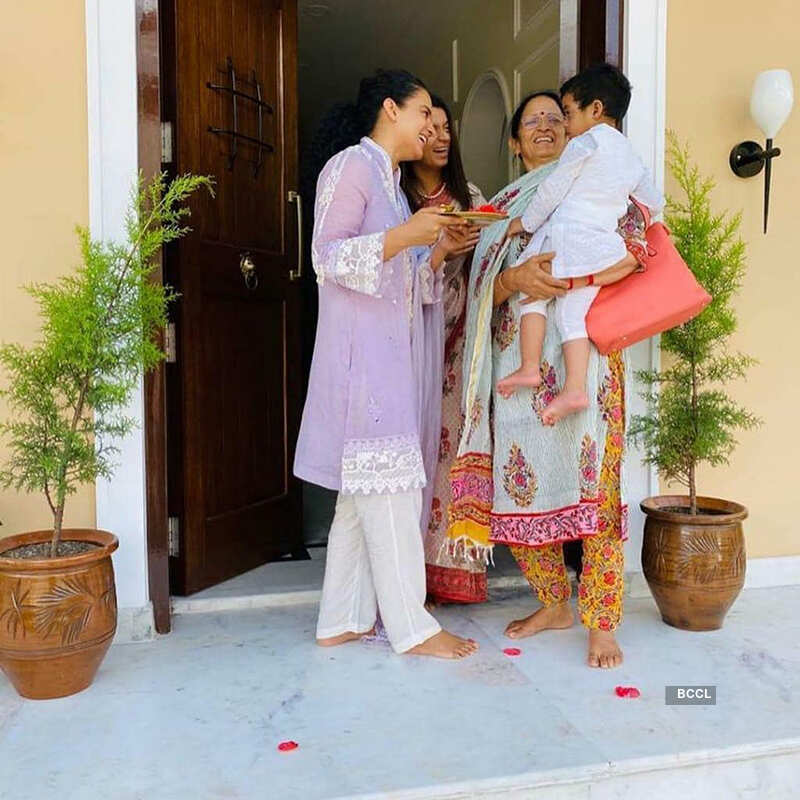 Rangoli Chandel, Kangana Ranaut pictures