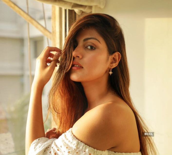 Rhea Chakraborty's Pictures
