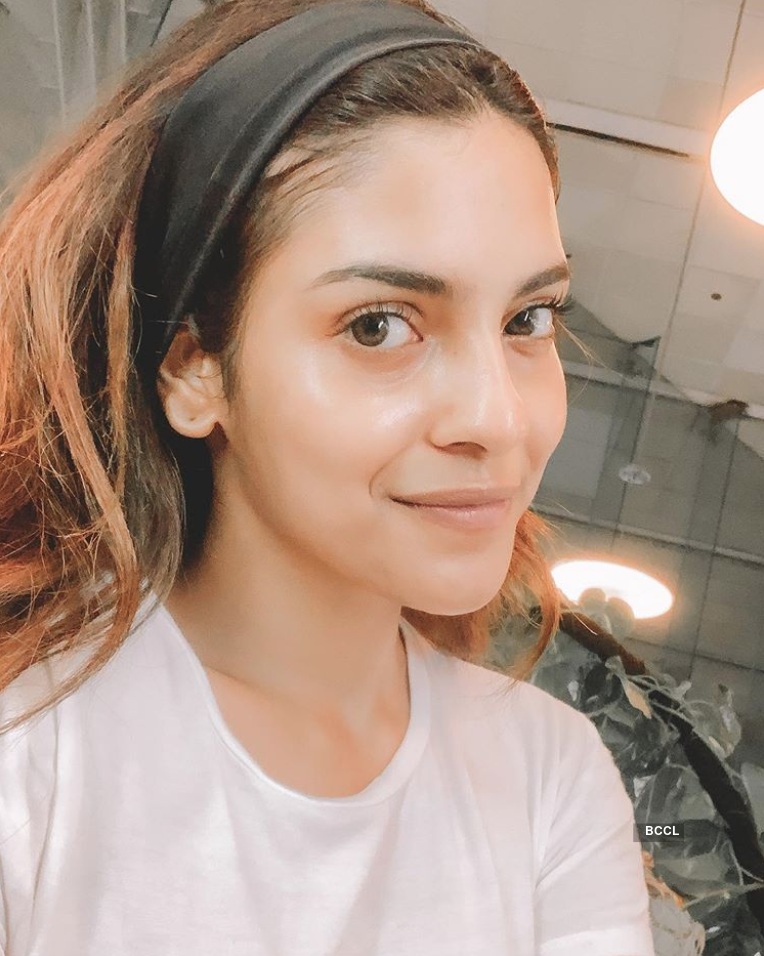 Harshadaa Vijay's Pictures