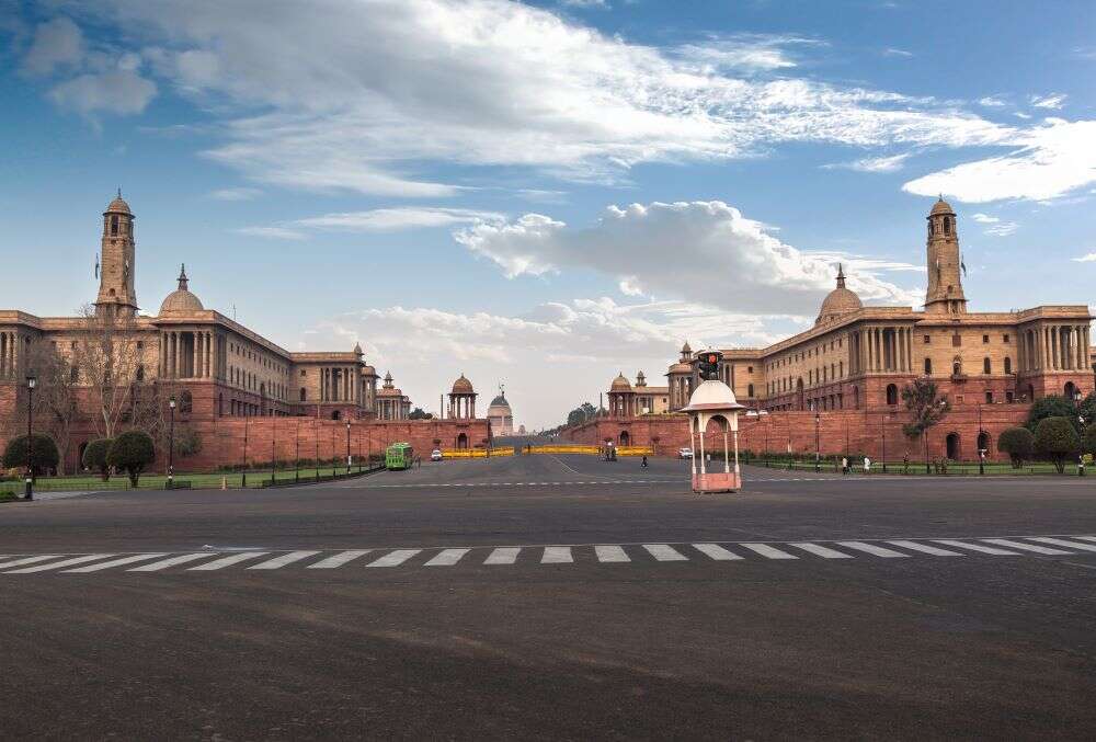 Delhi lockdown rules: Malls, restaurants to open; banquet halls and hotels to remain closed Delhi lockdown rules: Malls, restaurants to open; banquet halls and hotels to remain closed