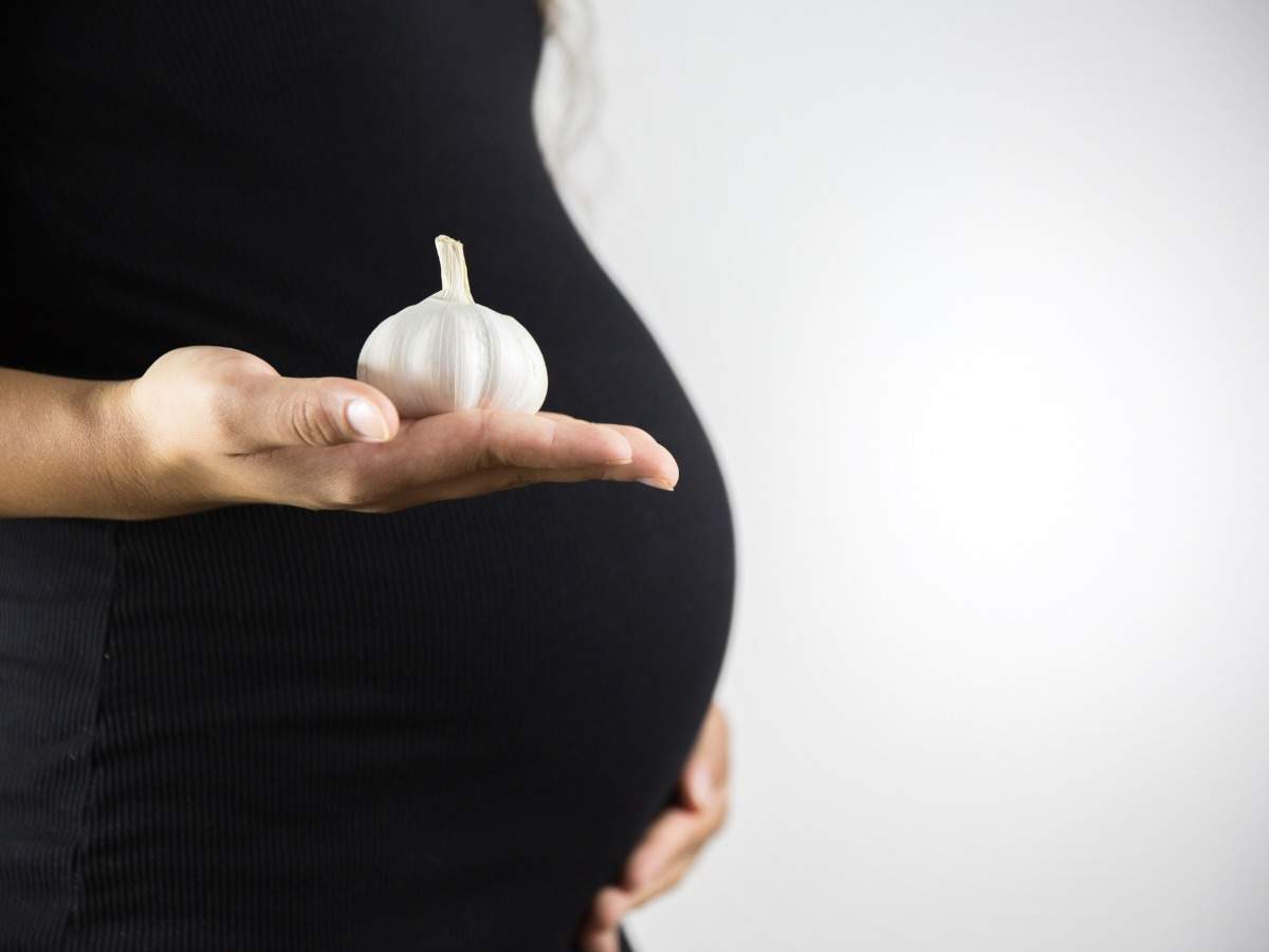Garlic during pregnancy: How safe is it? | The Times of India