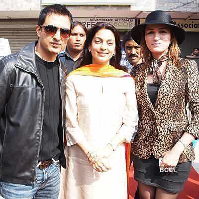 Juhi,Sanjay @ awareness campaign