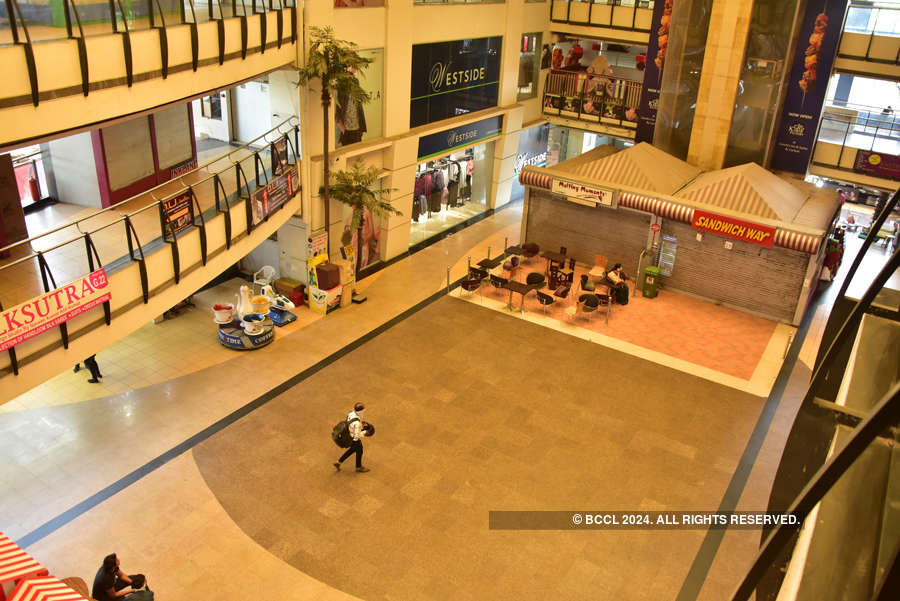 Unlock 1.0: Shopping malls, restaurants, shrines reopen