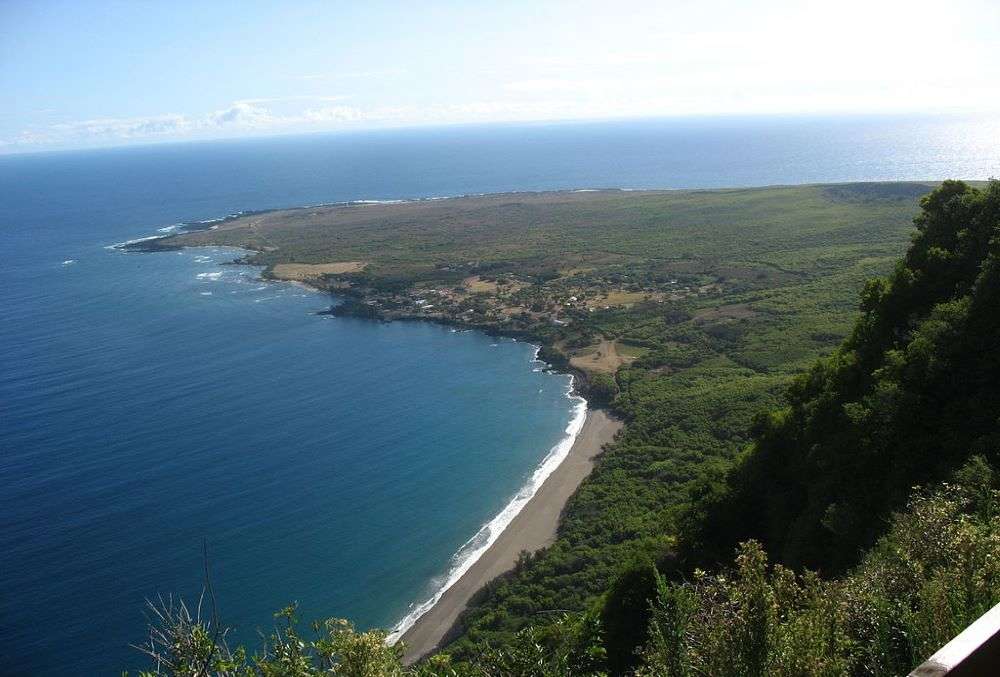 This scenic Hawaii island was once a quarantine site, served as a spot for banishing leprosy patients This scenic Hawaii island was once a quarantine site, served as a spot for banishing leprosy patients