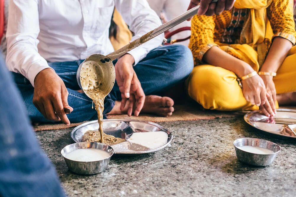 Golden Temple and other religious places allowed to serve prasad, langar services resume Golden Temple and other religious places allowed to serve prasad, langar services resume