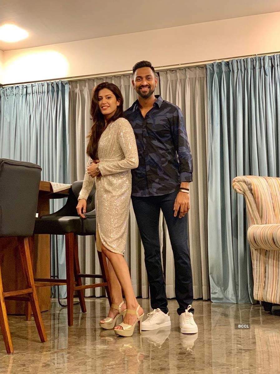 These romantic pictures of Krunal Pandya and his wife Pankhuri are winning  the internet | Photogallery - ETimes