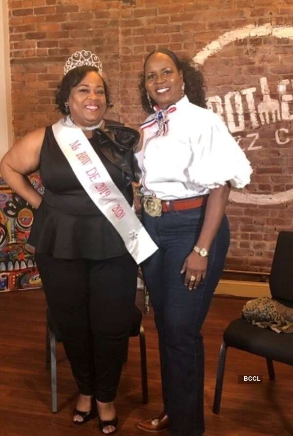 Beauty queen hosts ‘HEW awards’ to felicitate Covid-19 warriors