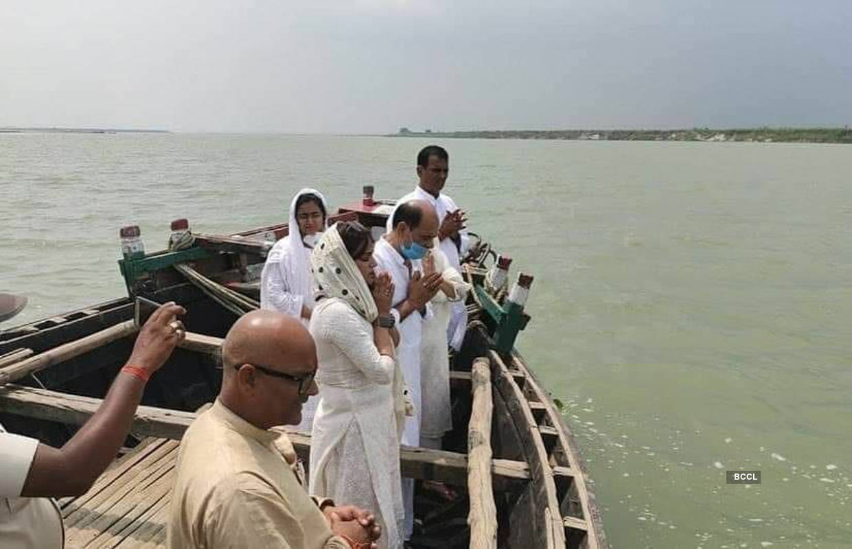 Sushant Singh Rajput’s family bids him final goodbye as they immerse his ashes in holy Ganga river