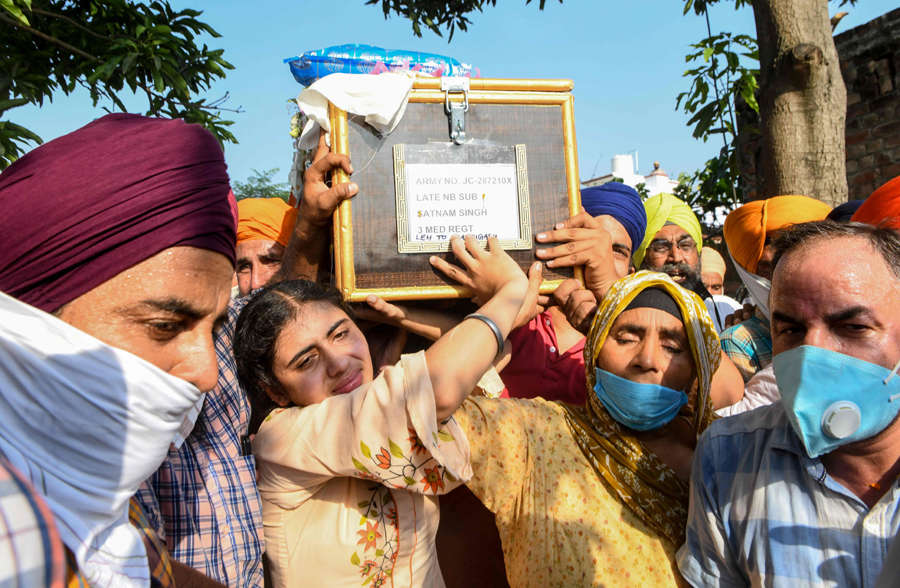 Nation pays tributes to soldiers martyred in Galwan Valley