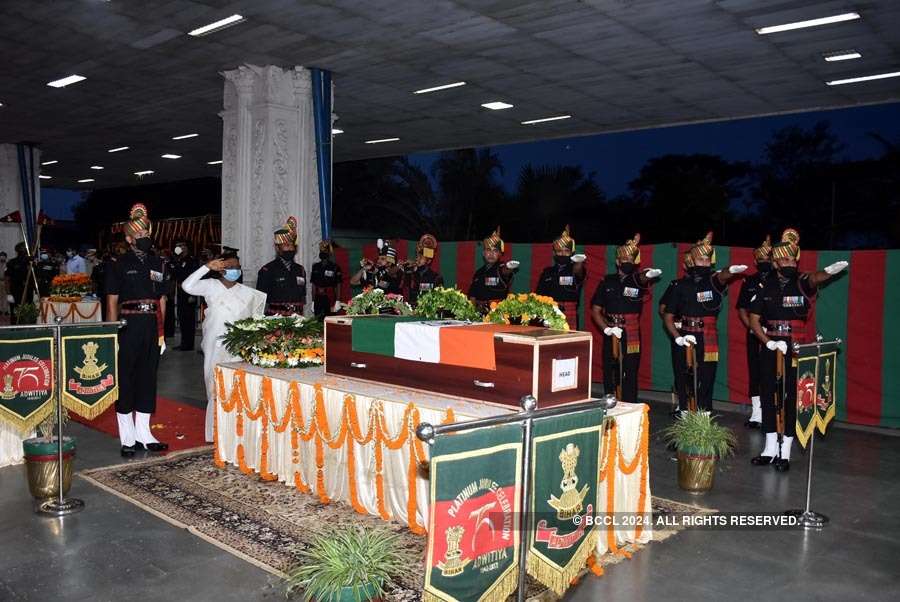 Nation pays tributes to soldiers martyred in Galwan Valley