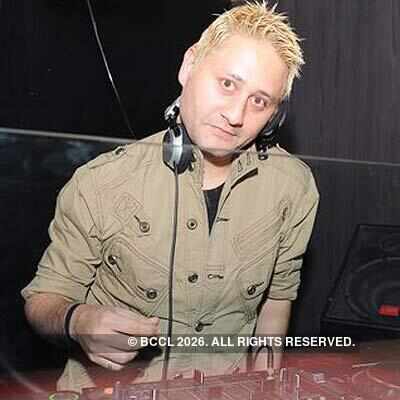 Party at Aquum club Saket