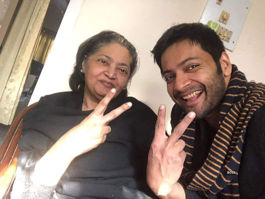 Ali Fazal and girlfriend Richa Chadha pay an emotional tribute to actor's late mommy