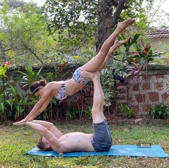 Yoga Day: Actress Aashka Goradia's asanas will blow your mind