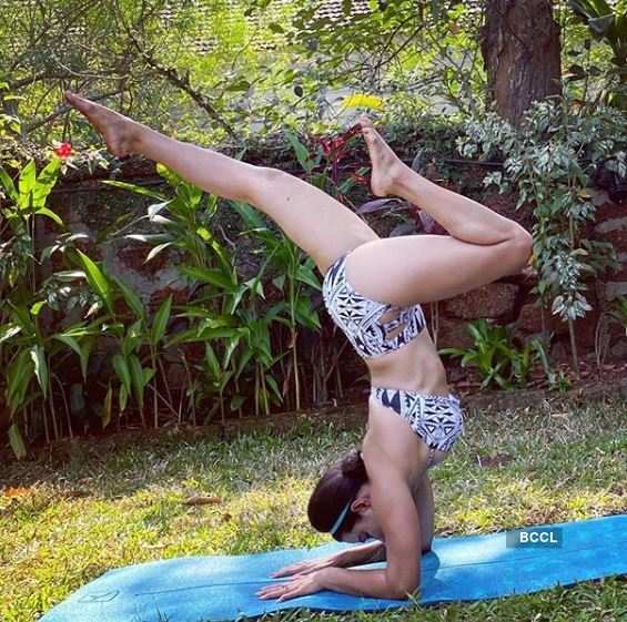 Yoga Day: Actress Aashka Goradia's asanas will blow your mind