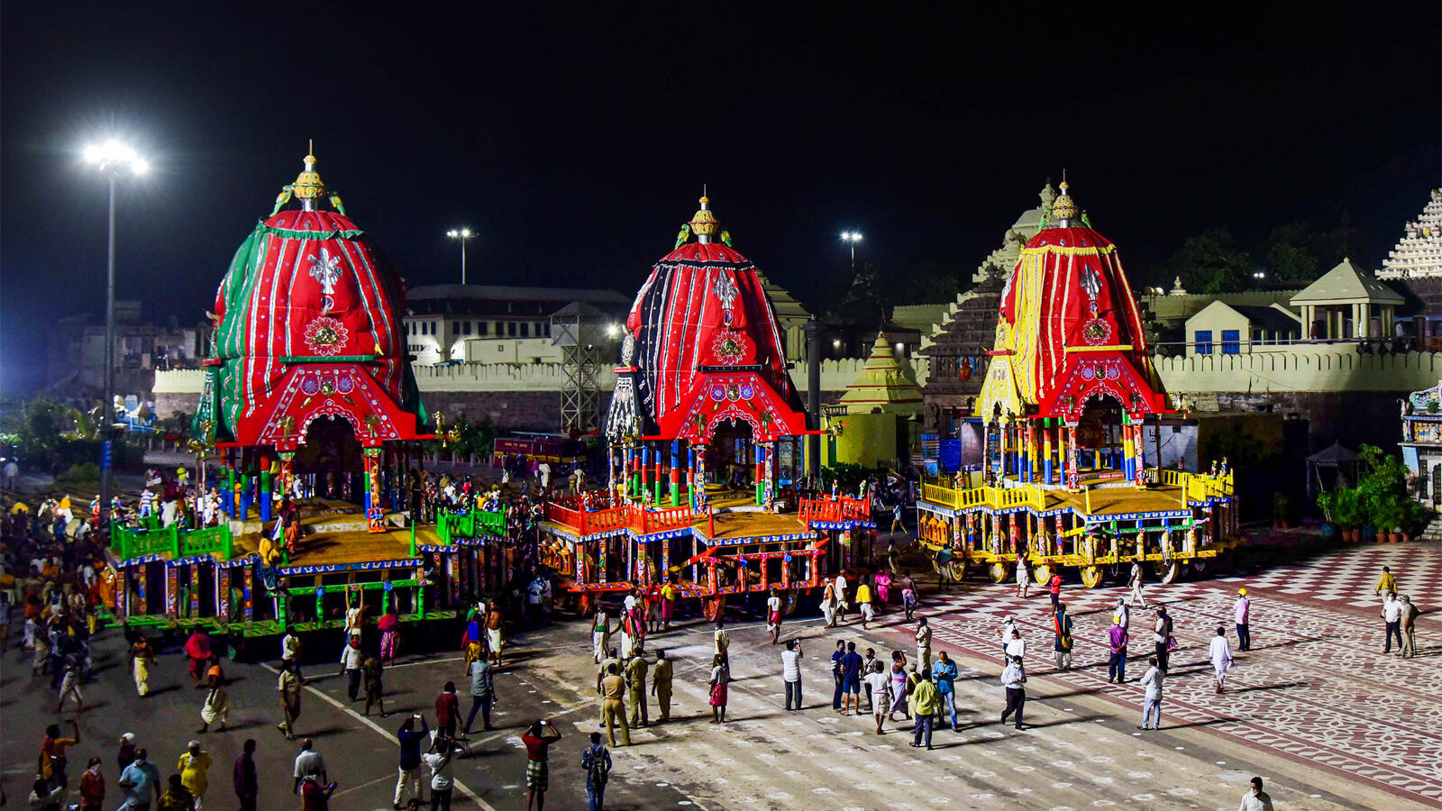 Odisha: Rath Yatra begins in Puri without devotees