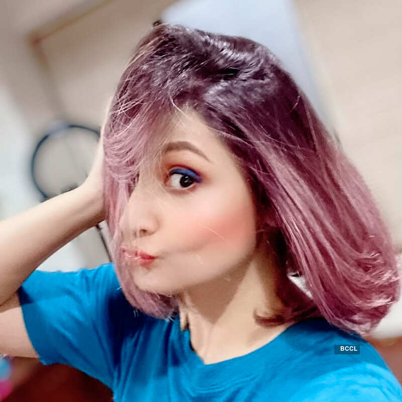 Kasautii Zindagii Kay 명성 Urvashi Dholakia는 전혀 노화되지 않는 것 같습니다.