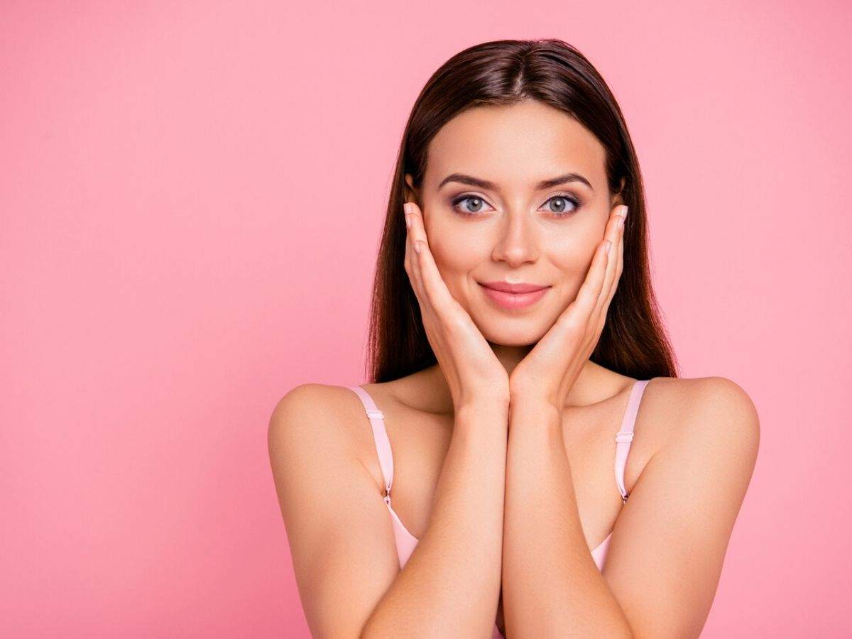 Here's how you can maintain a youthful-looking skin | The Times of India