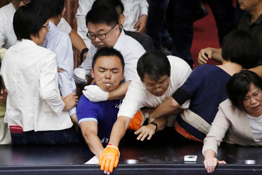 Lawmakers exchange blows in Taiwan parliament