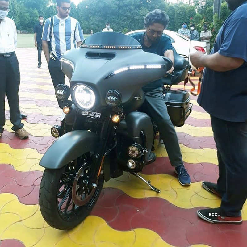 Pictures of Chief Justice of India Sharad Arvind Bobde on Harley Davidson superbike go viral...