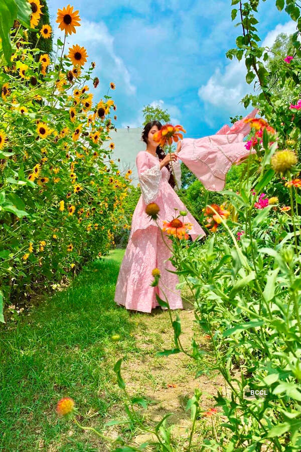 <BR> is turning heads with her bewitching pictures <BR> is turning heads with her bewitching pictures