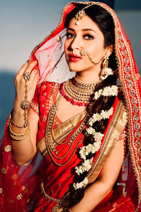 <BR> is turning heads with her bewitching pictures <BR> is turning heads with her bewitching pictures