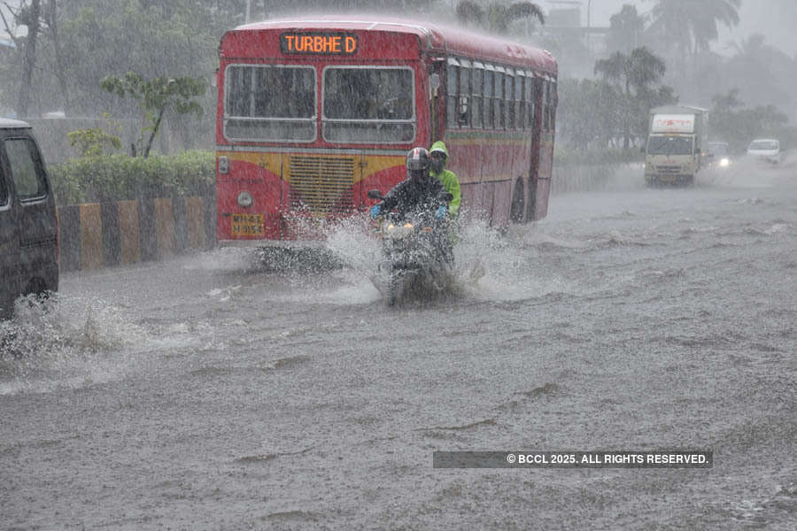 These pictures show how incessant rain disrupted normal life in Mumbai