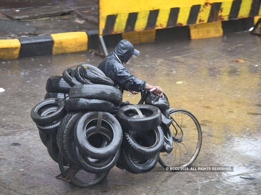 These pictures show how incessant rain disrupted normal life in Mumbai