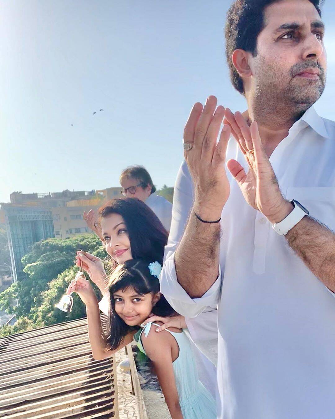 Amitabh Bachchan, son Abhishek in hospital with coronavirus.jpg