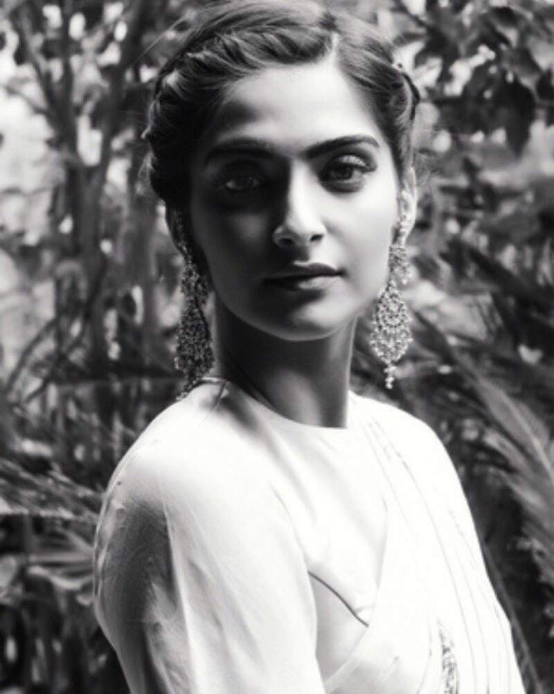 Sonam Kapoor is 'grateful' to Gujarat Police for arresting a man for threatening a comedian