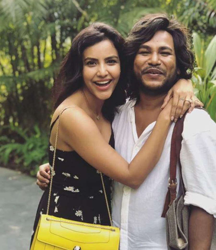 Priya Anand ups the glam quotient with her stunning photoshoot