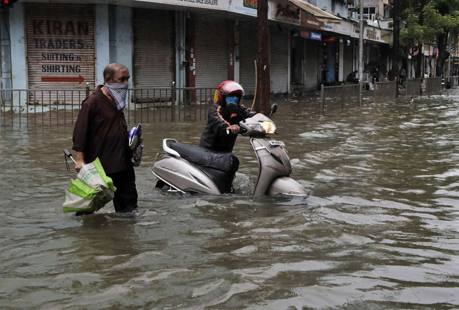 Heavy rain disrupts normal life in Mumbai