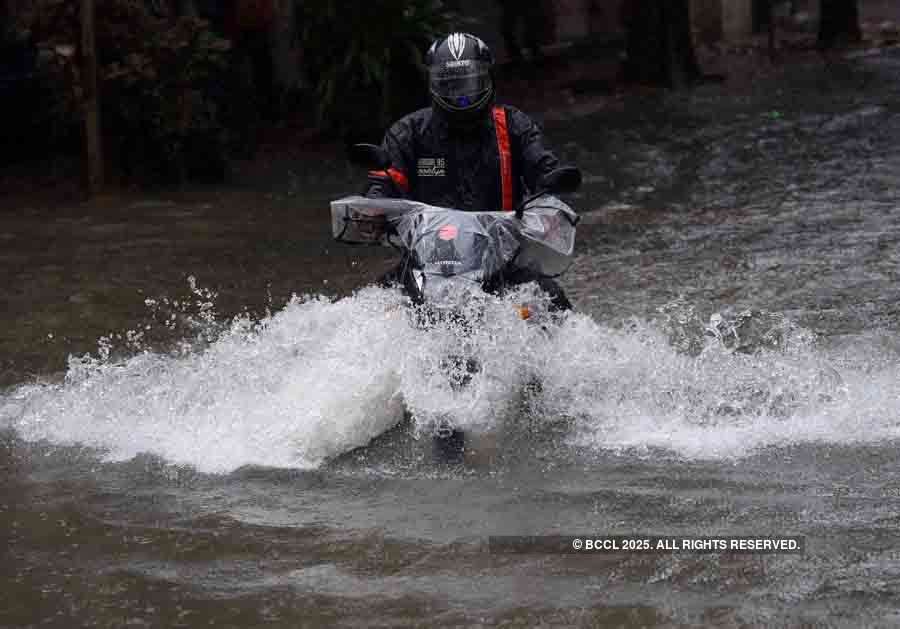 Heavy rain disrupts normal life in Mumbai