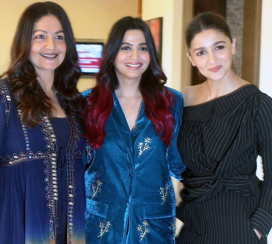 Shaheen Bhatt and Alia Bhatt pictures