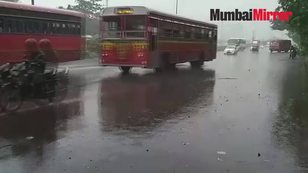 A glimpse of rains in Mumbai, a city that never sleeps