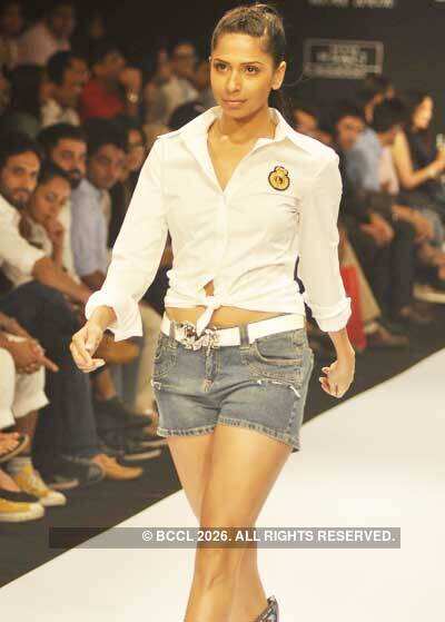 LFW'11: Day 6: Rinaldi Designs