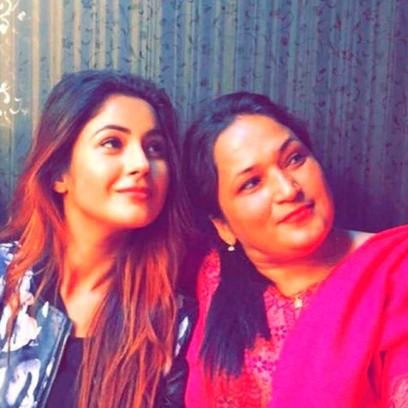 Glamorous pictures of former Bigg Boss 13 contestant Shehnaaz Gill you simply canโt miss! Glamorous pictures of former Bigg Boss 13 contestant Shehnaaz Gill you simply canโt miss!