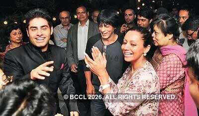 SRK at wedding