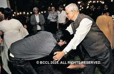 SRK at wedding