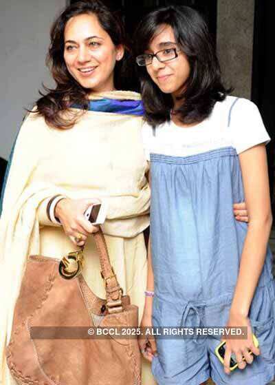 Play: 'Women in Black'