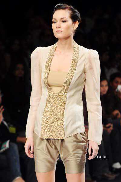 LFW'11: Day 6: Atithi Gupta