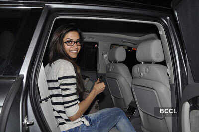 Saif, Deepika at airport