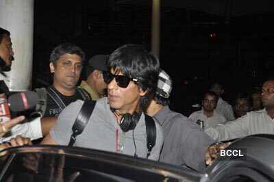 SRK, Deepika, Juhi spotted at airport