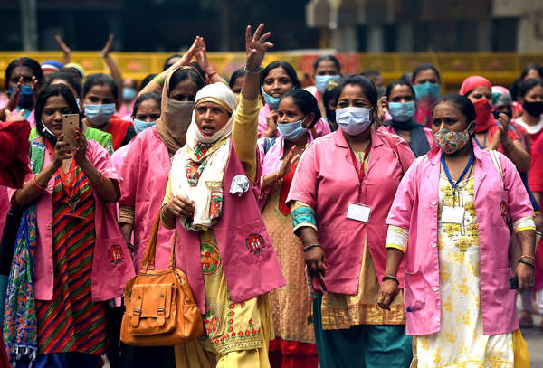 ASHA workers hold protest in New Delhi